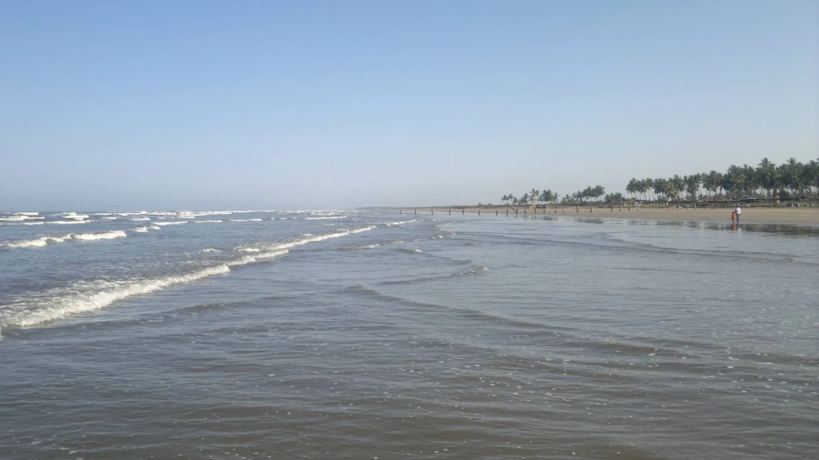 Hotel Riviera frente a Playa Novillero en Nayarit